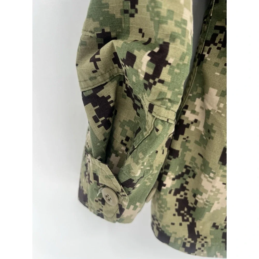 US Navy Type III Camouflage Uniform Shirt  Small Long